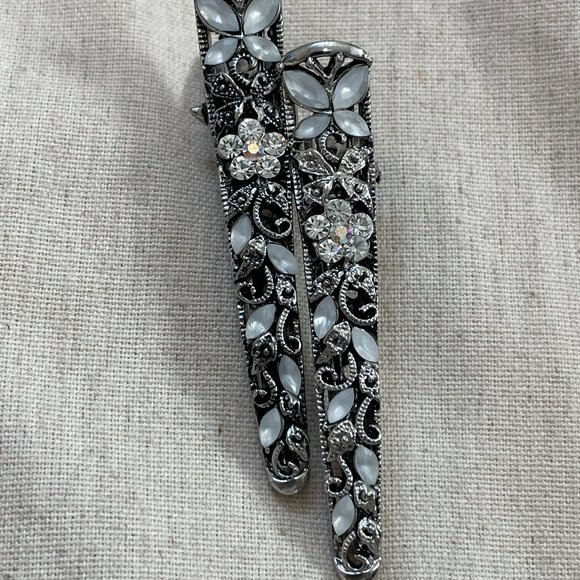 Rhinestone and Crystal Hair Clips main image 3